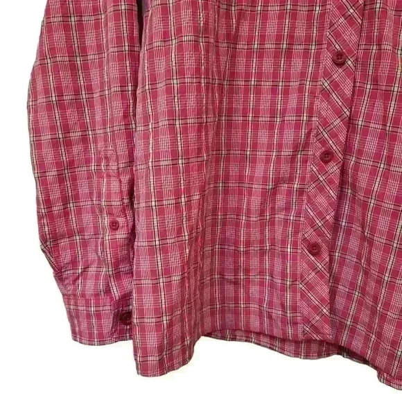 Cabela's Women's Pink Nylon/Poly Plaid Vented Fishing Outdoor Button Down Shirt - Picture 3 of 10